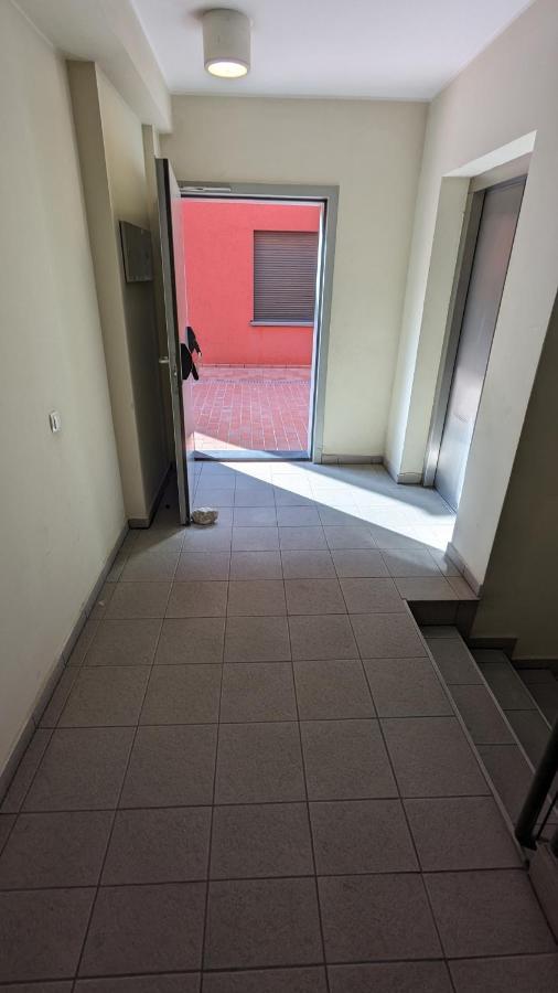 Downtown Fiume, Underground Garage Within The Property Ngoại thất bức ảnh