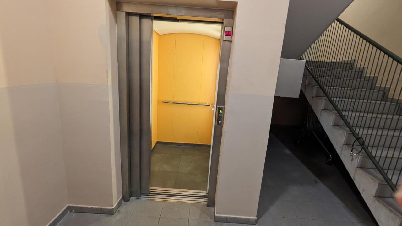 Downtown Fiume, Underground Garage Within The Property Ngoại thất bức ảnh